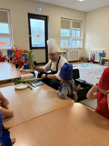 704fdfd5-a368-44a4-8228-00969d5e8076