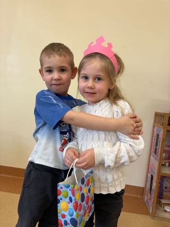 a7ba7f9d-b529-4765-9745-2b91cd845fe4