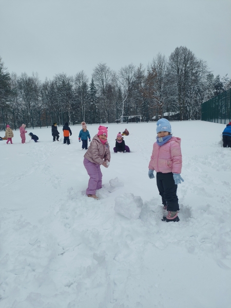 Zabawy na śniegu!